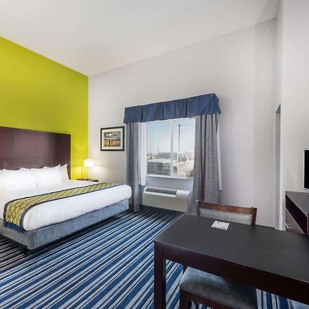 Hawthorn Extended Stay By Wyndham Midland Bagian luar foto