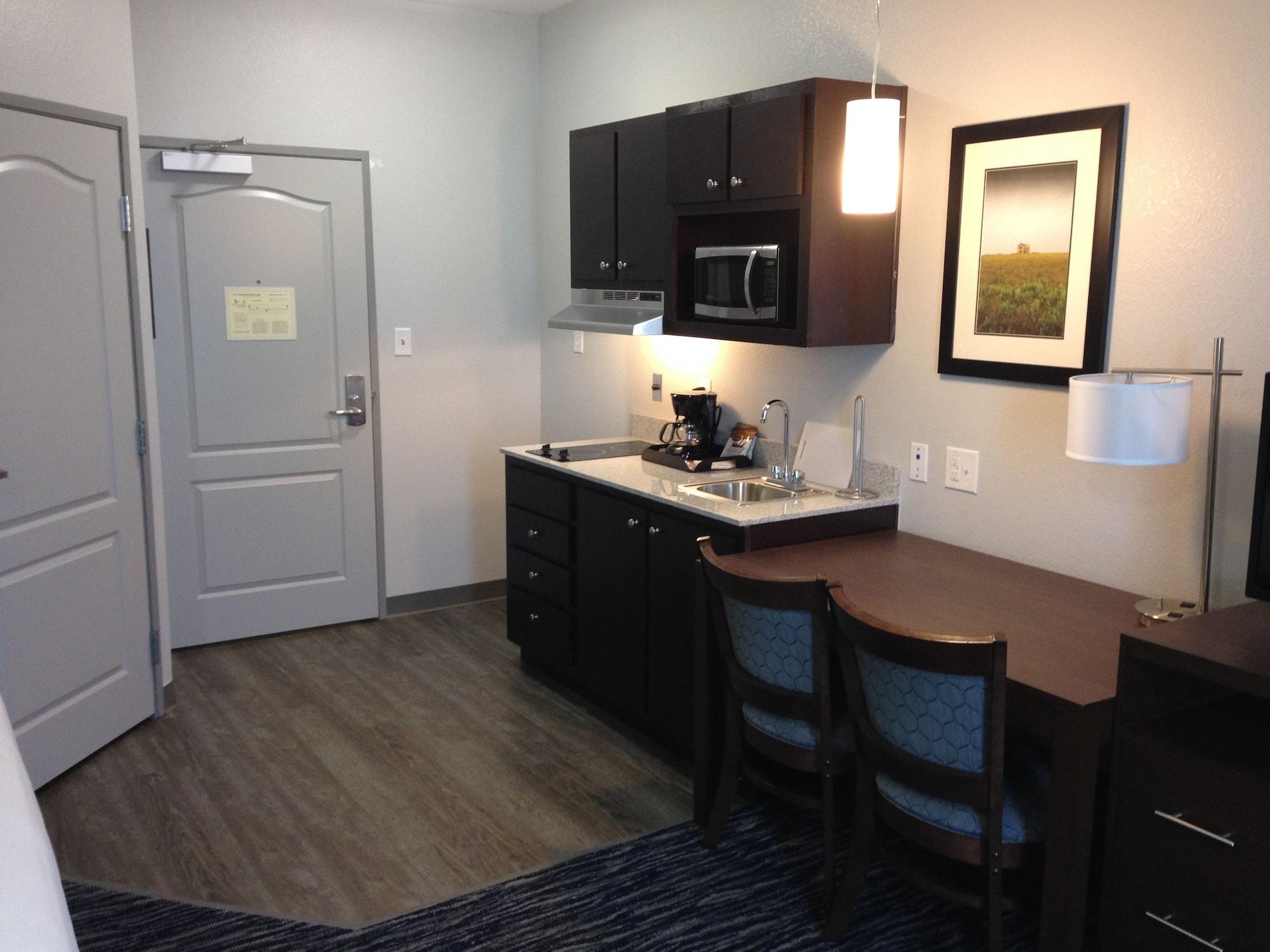 Hawthorn Extended Stay By Wyndham Midland Bagian luar foto